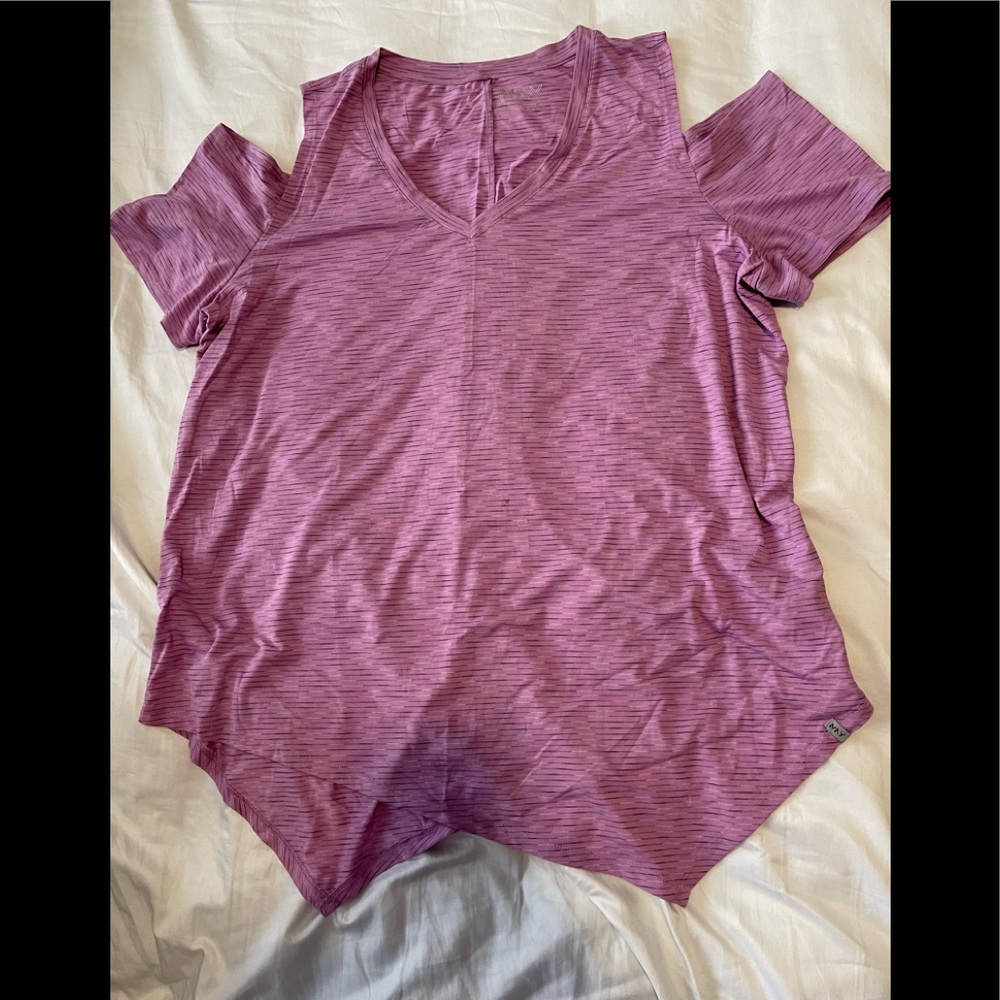 MNY Cold shoulder top